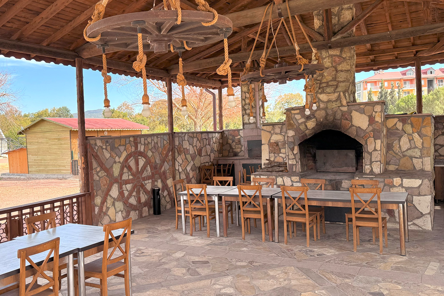 Bigadiç Termal Taş Evleri