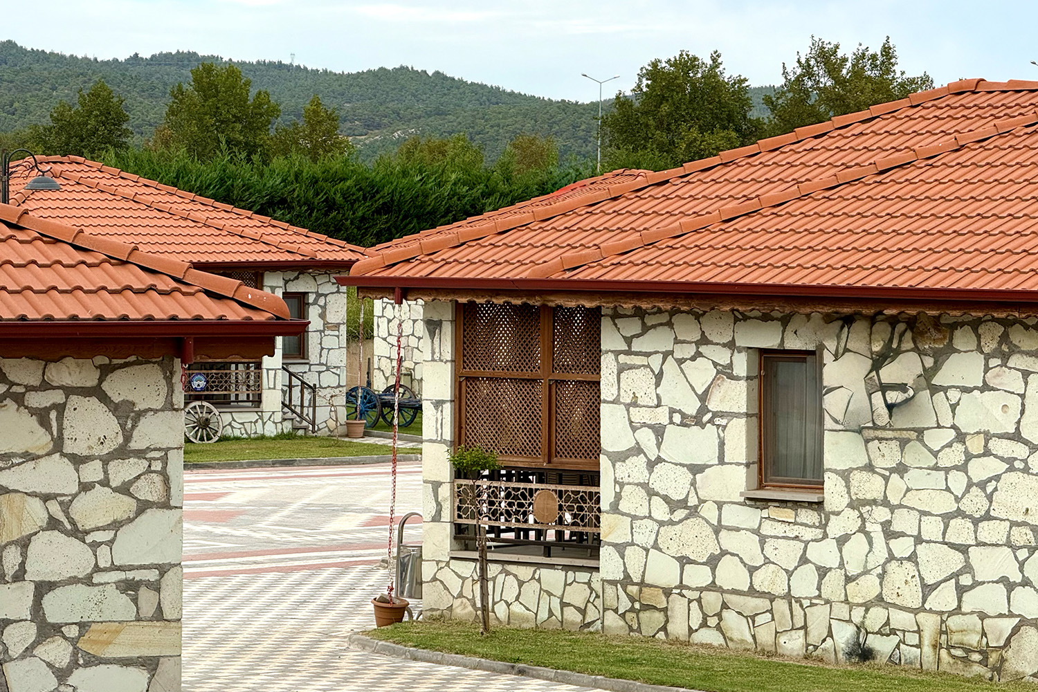 Dubleks Konak | Bigadiç Termal Taş Evleri